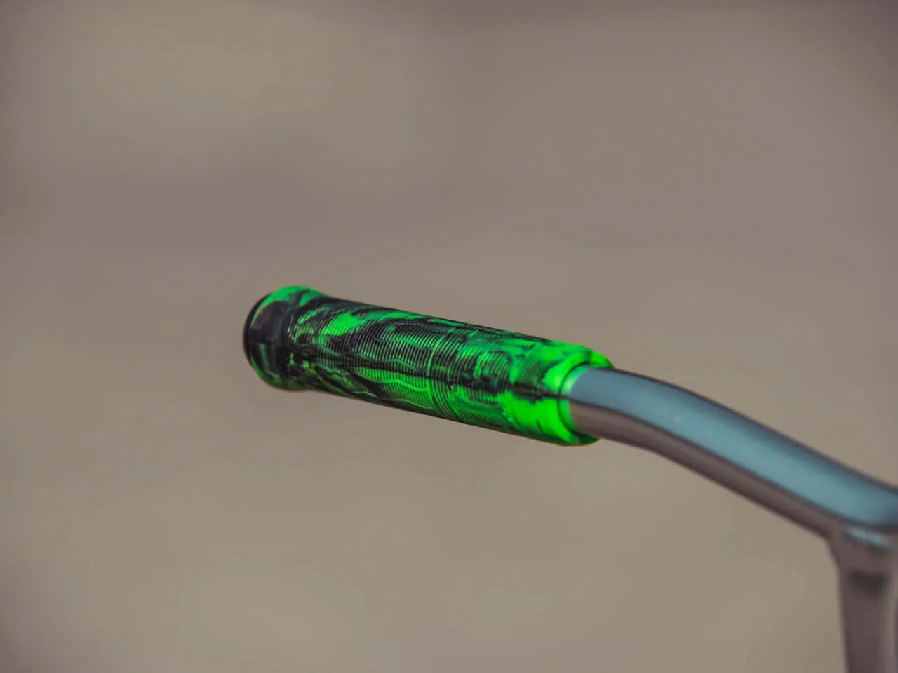 Lucky Vicegrips 2.0 handtag svart grön mjuka