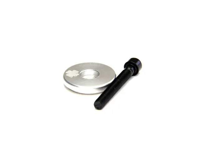 Lucky SCS toppbricka och bult M6x45mm reservdel