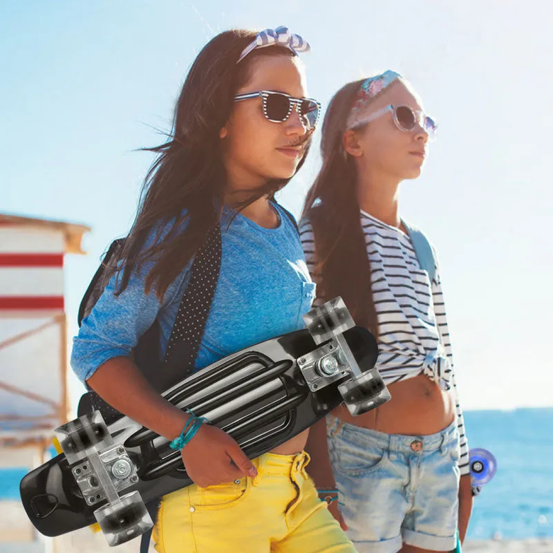 Beleev 22" cruiser skateboard svart LED-hjul
