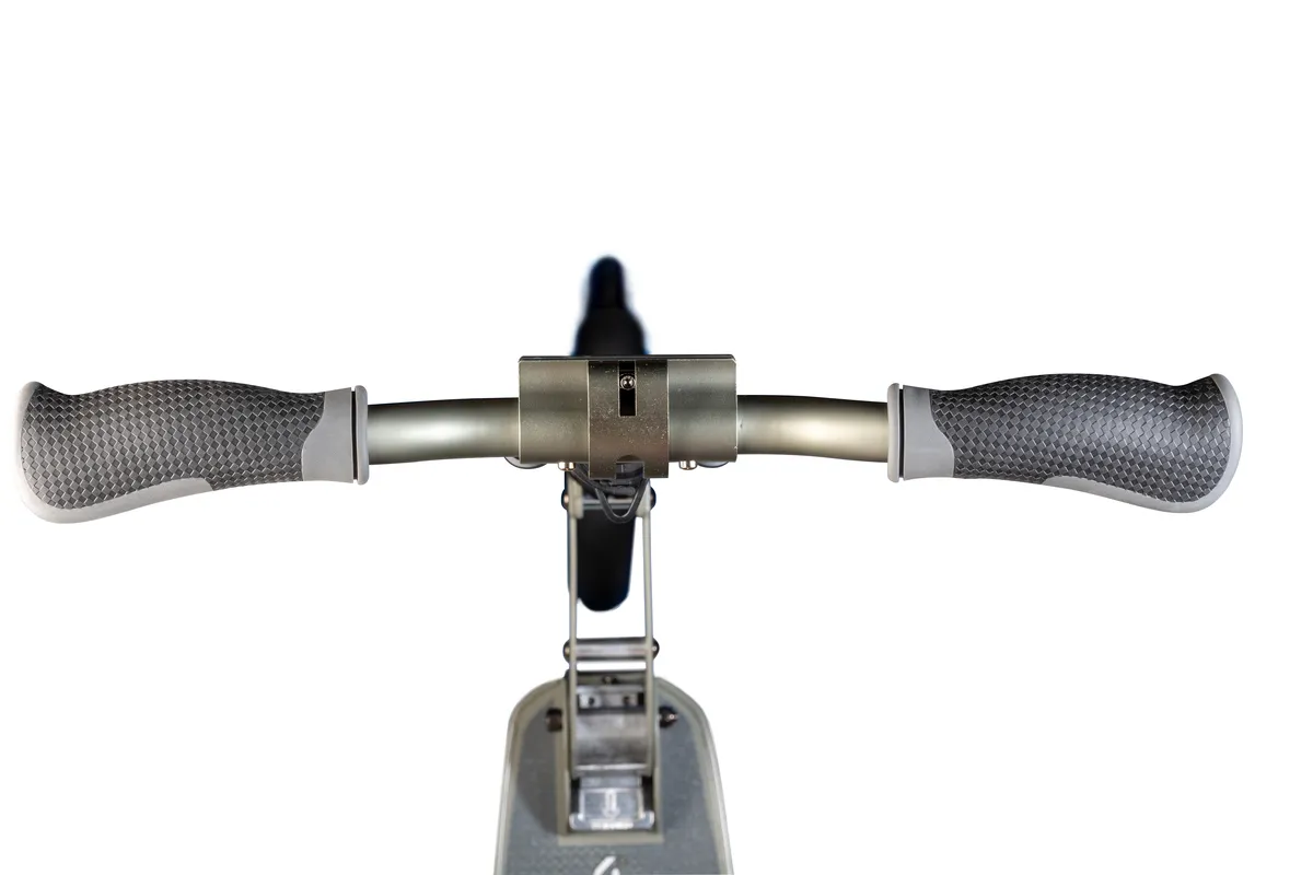 SIX DEGREES Aluminium Scooter 205 mm sparkcykel grå testvinnare