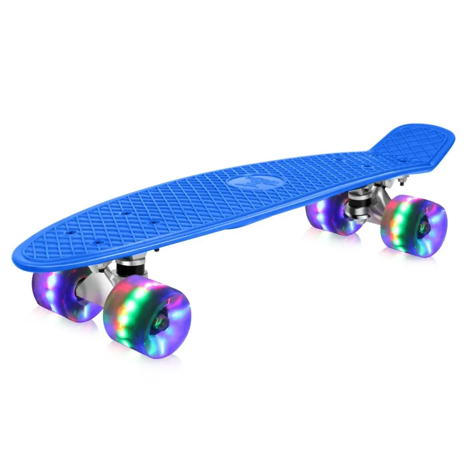 BELEEV Cruiser 22 skateboard blå lysande hjul