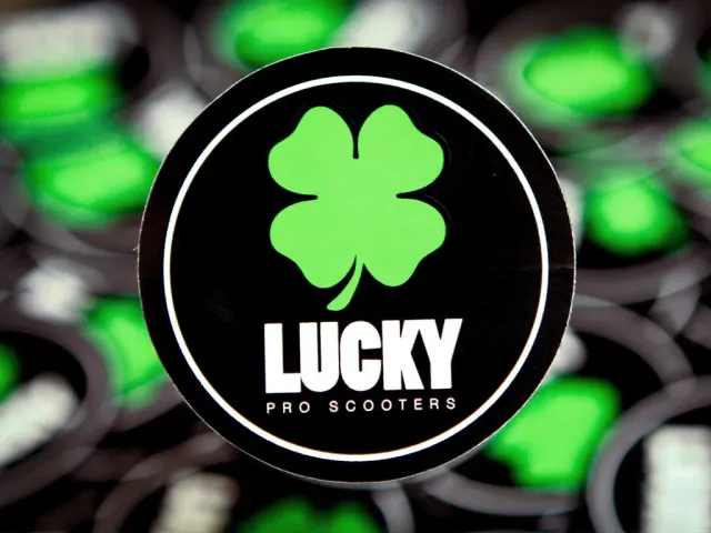 Lucky Round klistermärke vinyl 3 tum vädertåligt