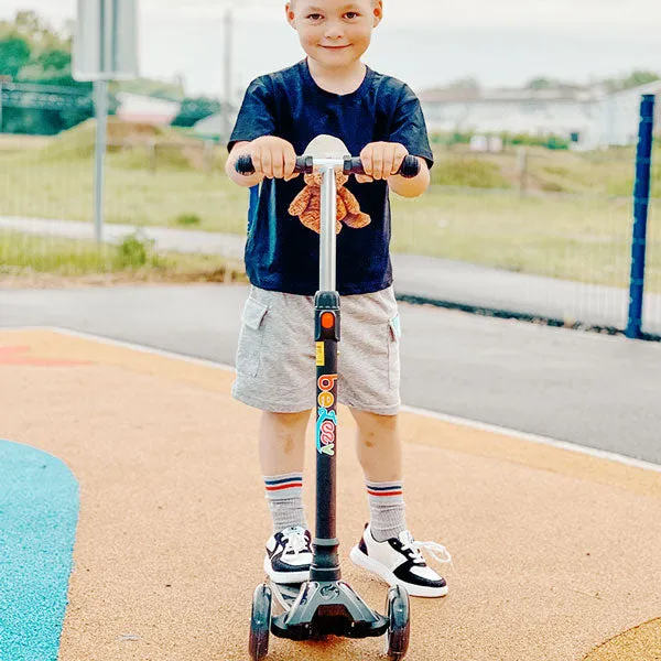 Beleev 3-hjulig sparkcykel svart lysande hjul