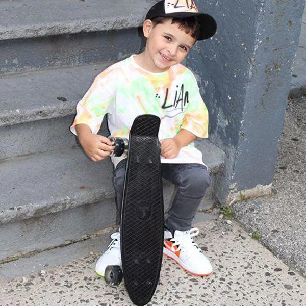 Beleev 22" cruiser skateboard svart LED-hjul